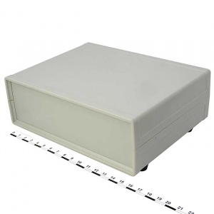 корпус для рэа пластиковый настольный ruichi 15-6, 170x130x55 мм